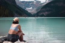 From Banff: Shuttle Service to Moraine Lake & Lake Louise 