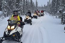 Yellowknife Winter 5 Days 4 Nights: Aurora and Day Activities
