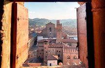 Guided Walking Tour in Bologna
