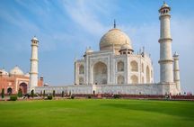 All Inclusive Taj Mahal, Agra Fort or Baby Taj Tour by SUV Car 