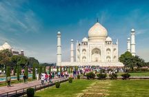 All Inclusive Taj Mahal, Agra Fort or Baby Taj Tour by SUV Car 