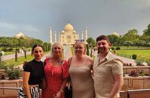 All-Inclusive Taj Mahal & Agra Fort Tour from Delhi by Car