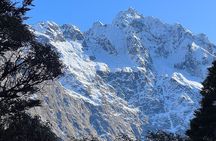 Lake Marian Guided Hike with Transfers, Lunch & Morning Tea
