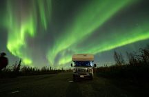 Luxury RV Small Group Aurora Chasing Tour with Photography
