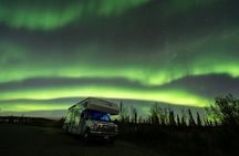Luxury RV Small Group Aurora Chasing Tour with Photography