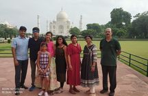 Sunrise Taj Mahal, Agra Fort & Baby Taj Tour from Delhi by Car