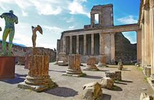 Pompeii: Entry Ticket and Guided Tour with an Expert Historian