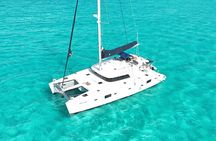 7hrs/60ft Luxury Catamaran Private Charter Cancun to Isla Mujeres