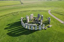 Private Chauffeured Tour to Windsor Stonehenge Bath from London