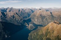 Milford Sound Helicopter and Cruise Tour from Queenstown