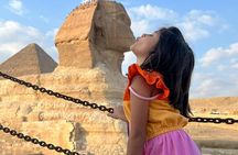 Half Day Private Tour of the Giza Pyramids with Camel Ride, Lunch