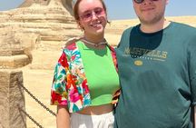 Cairo: Pyramids, Bazaar, Lunch with Female Guide