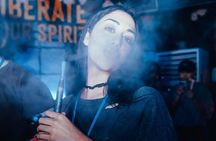 Seoul: Itaewon Premium Pub Crawl with Open Bottles