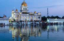  New Delhi Night City Tour with Guide