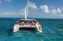 Isla Mujeres Catamaran Tour from Cancun with snorkel and Open Bar