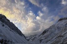 Cajón del Maipo, spa, barbecue, 4x4 cars and small groups.