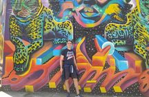 Comuna 13 Tour with cablecar trip and snacks