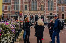 Amsterdam highlight tour with your local Mary