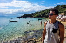 Búzios Full day: Boat and Trolley Tour with Lunch from Búzios