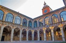 Archiginnasio Small Group Guided Tour in Bologna
