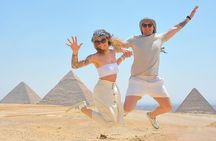 Tour to the Pyramids with Professional Photographer from Hurghada