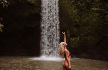 Bali Swing, Monkey Forest and Waterfalls Tour 