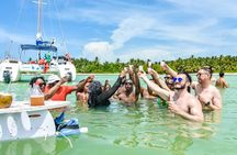 Catamaran Adventure: Drinks & Snorkeling in Punta Cana