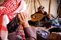 Wadi Rum: Explorer Jeep Tour PASS + Local Food + Optional Stay