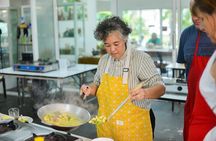 Full Day Phuket Easy Thai Cooking Class and Market Tour