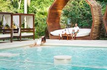 Luxury Catamaran tour to Isla Mujeres with Transportation from Cancun