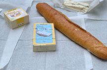 Unique Guided Walking Tour of Parisian Market with Tastings
