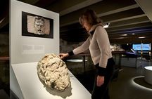 Discover Notre Dame’s Crypt with an Archeologist + River Cruise