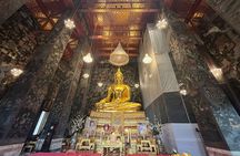 3 Remarkable Temples Walking Tour in Bangkok