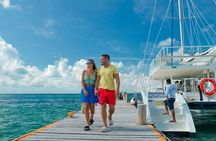 Isla Mujeres Catamaran Cruise Snorkel and Transportation Included