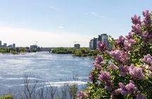 Private Family Heritage Walking Tour in Ottawa