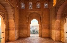 Alhambra, Nasrid Palaces & Generalife Exclusive Skip-the-Line Tour