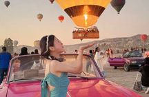Göreme Valley photo session with flying dress and balloons