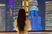 Photo Session on the Famous Shanghai Skyline