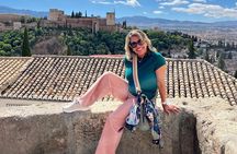 Alhambra Guided Tour & Albaicin Tour from Seville
