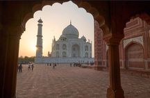 Taj Mahal, Agra Fort & Baby Taj Private Day Trip from Delhi 