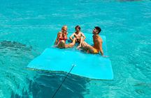 Cancun 4 hour Private Yacht Experience with Lunch and Open Bar Onboard