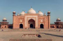 5-Day Golden Triangle Delhi Agra Jaipur Tour with Leopard Safari