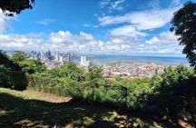Walking the Cerro Ancón: Nature and Unique Panoramics