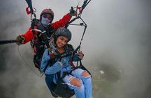 Paragliding flight in Medellin with expert pilots