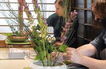  Private Ikebana in a Kyoto Machiya