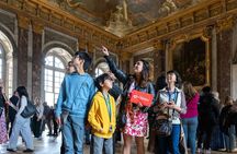 Versailles Palace Skip-the-Line Tour with Garden Access