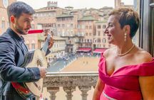 Siena: Intimate Opera Concert & Tour in Piazza del Campo