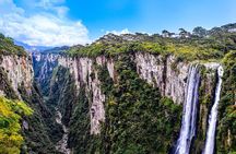 Canyon Adventure: Trail & Picnic Experience at Itaimbezinho