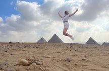 Ultimate Cairo & Giza Tour: Pyramids, Sphinx, Museum & Bazaar