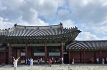 4 Hours UNESCO Palace and Street Food Tour in Seoul